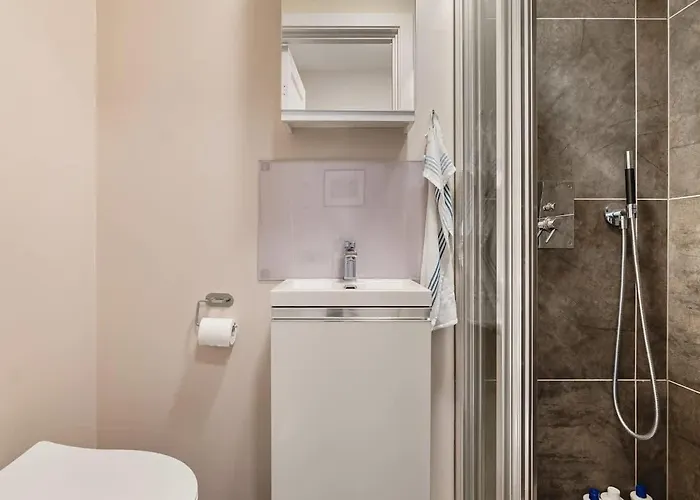 Dinbnb L 500m To The Market! 65 Sqm Of Comfort & Luxury Apartment