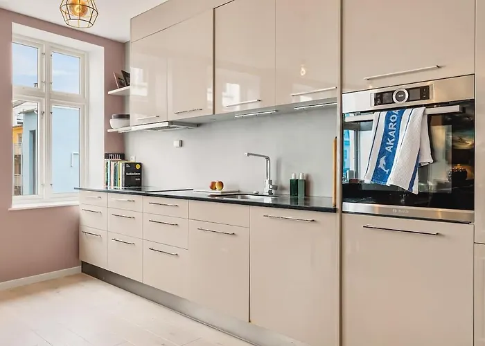 Apartment Dinbnb L 500m To The Market! 65 Sqm Of Comfort & Luxury